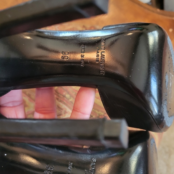 Authentic Saint Laurent Pumps - Picture 9 of 11